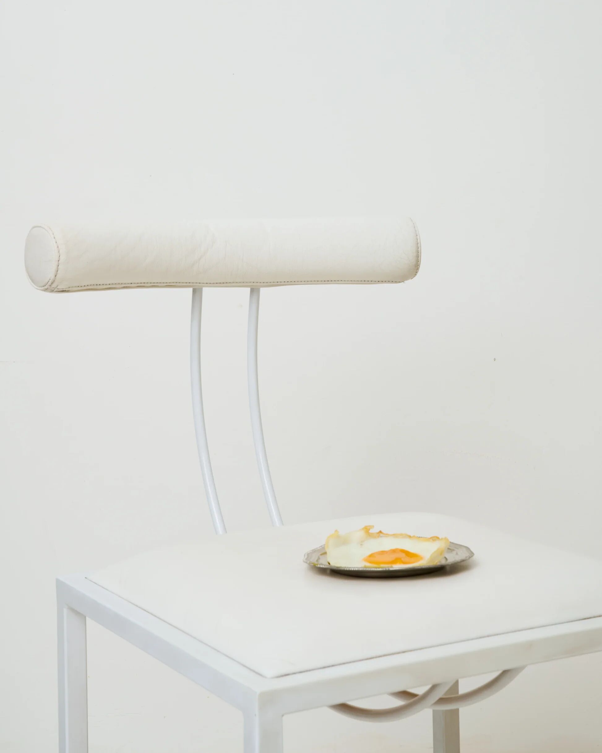 Paire de chaises post moderne, Artelano, 1980s