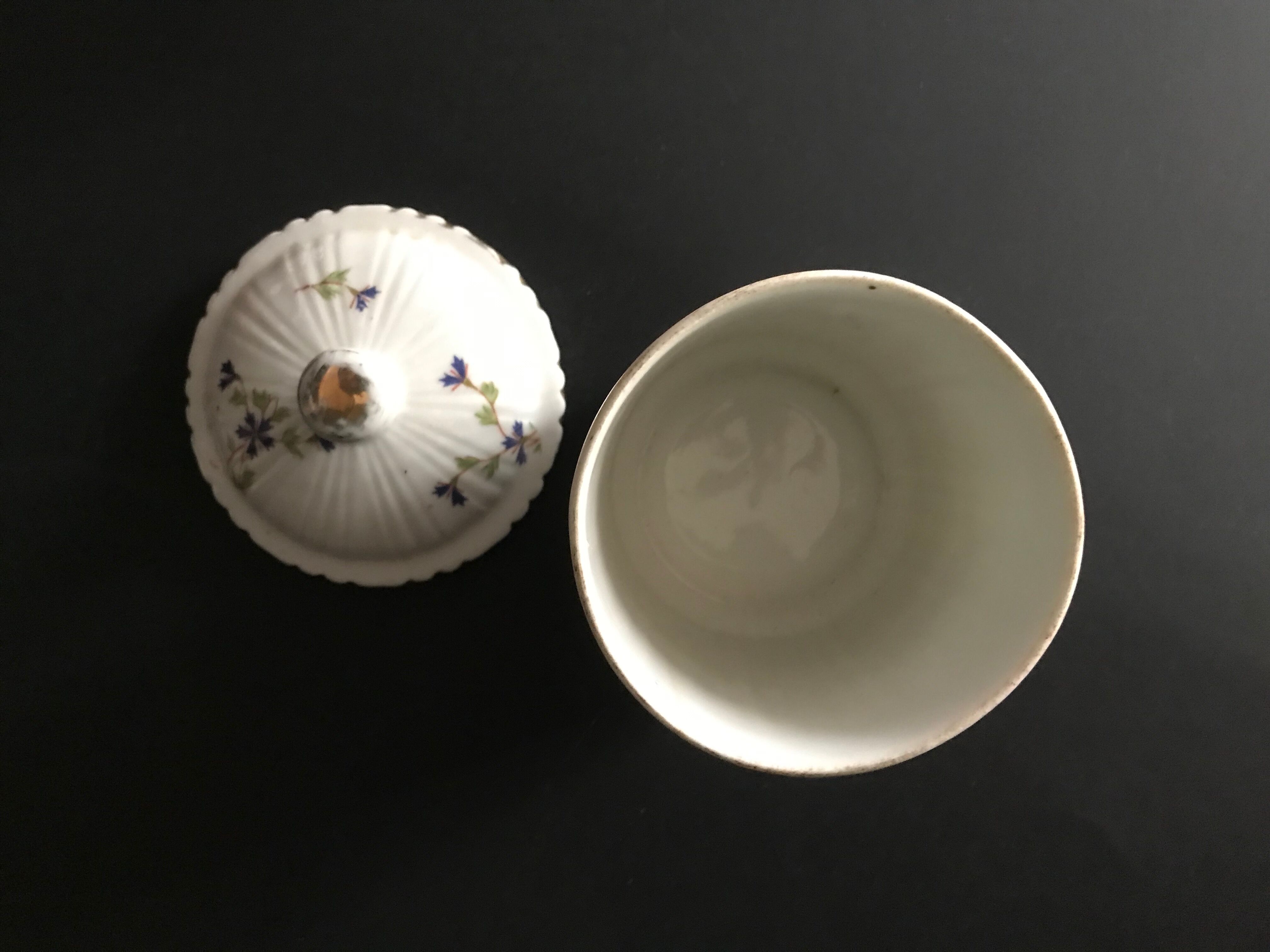 Ceramic coffee pot 1900