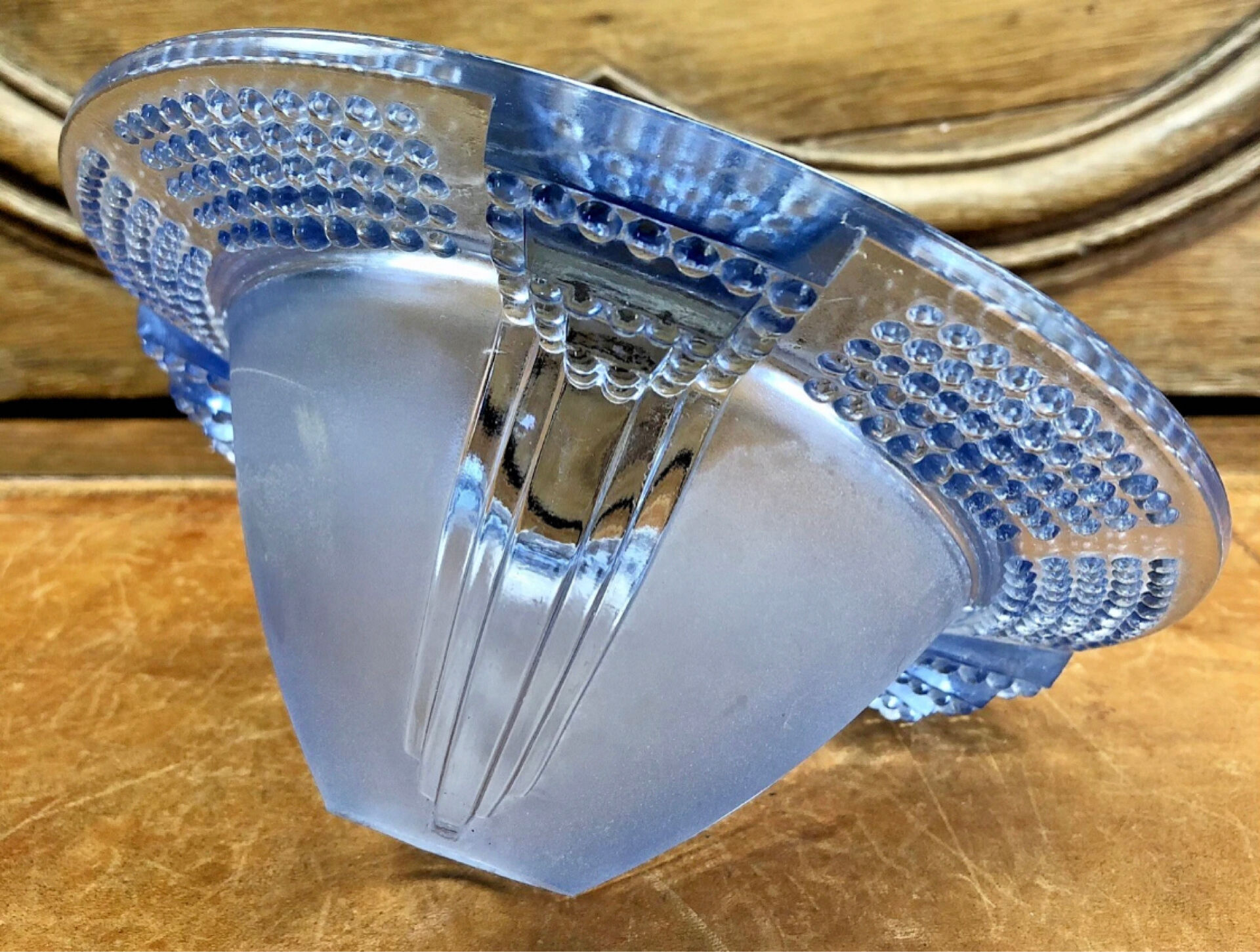 Antique Art Deco lamp from the 1930s, wrought iron with a blue basin in the Ezan style.