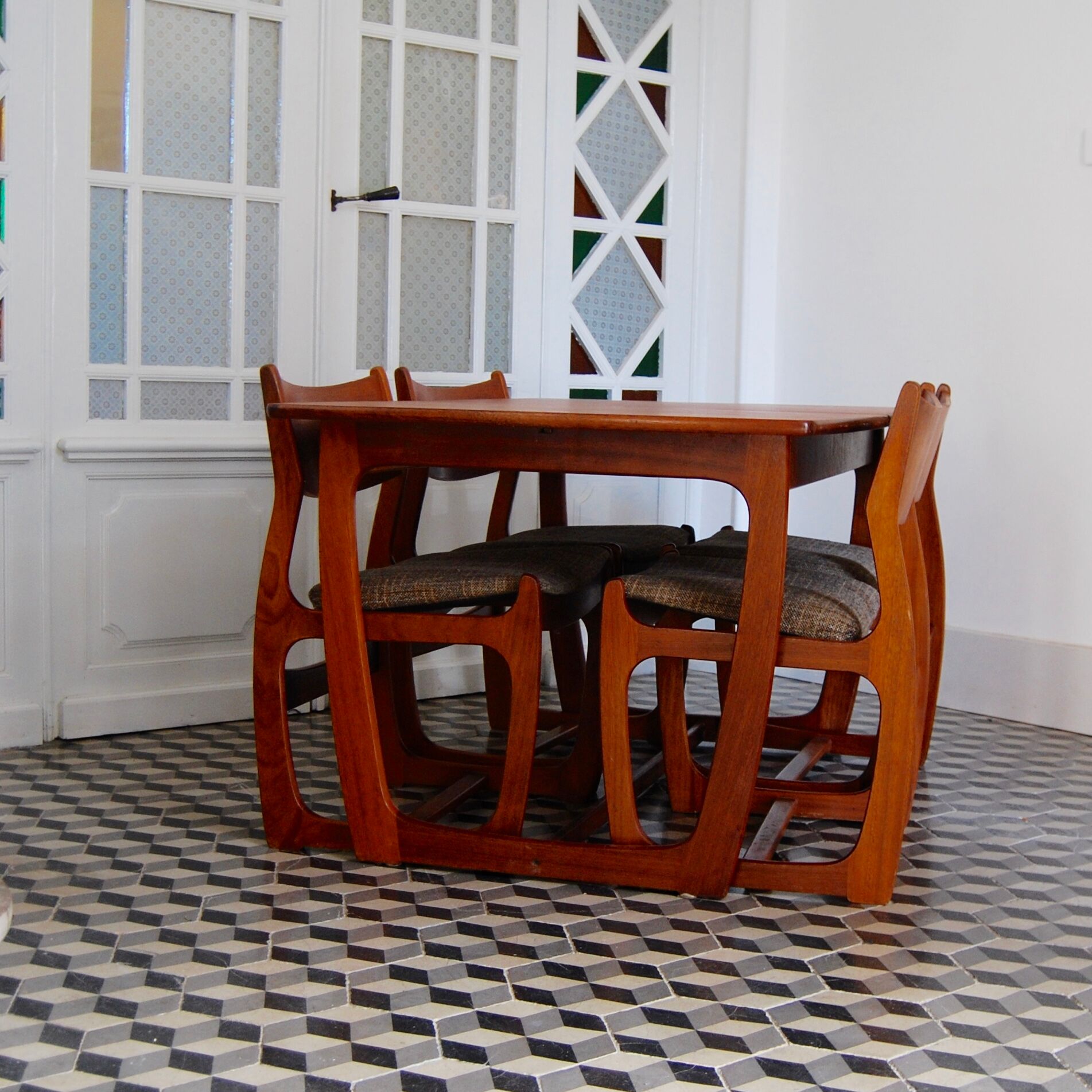 Portwood chairs teak