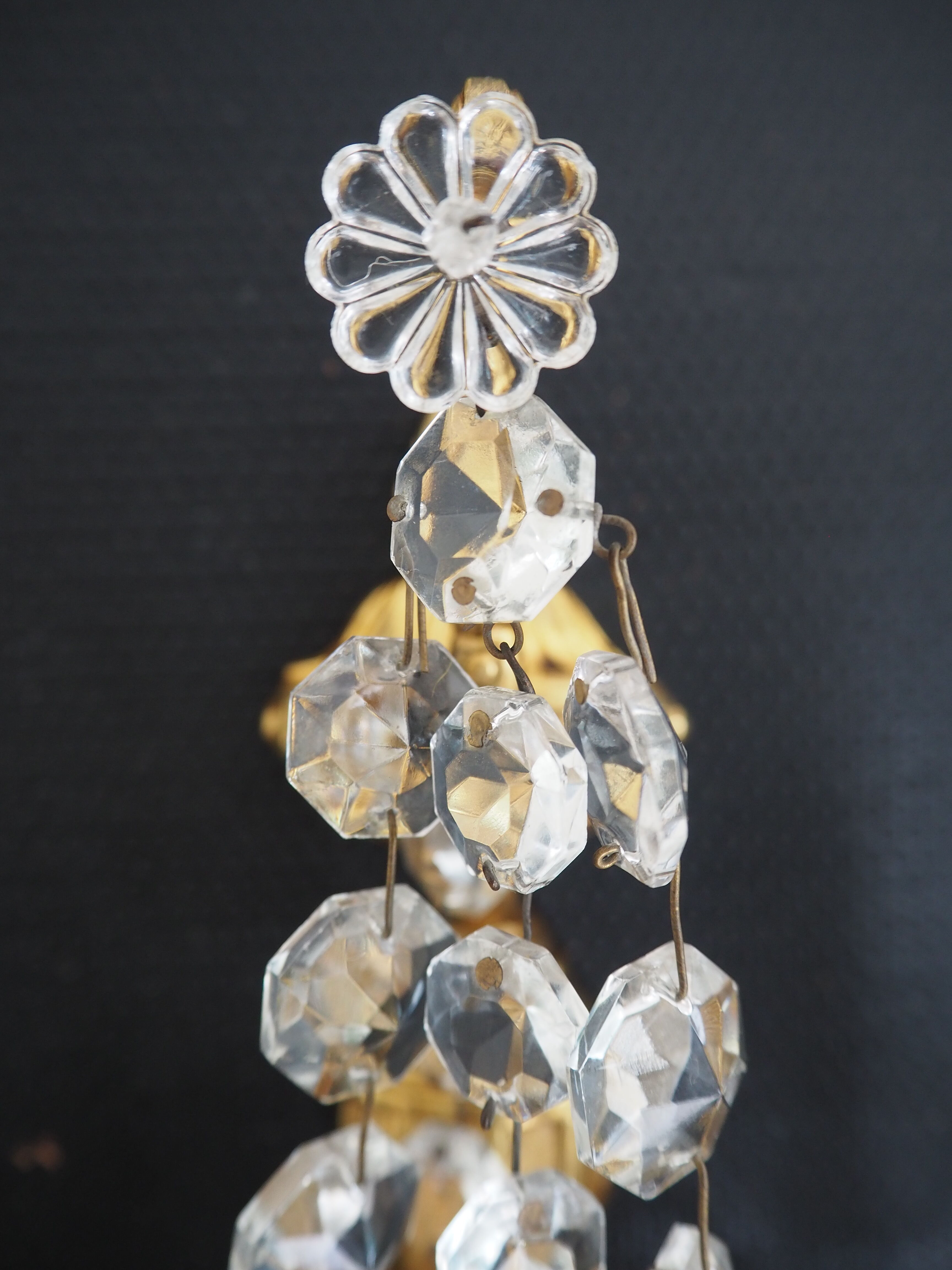 Pair of wall lamps two bronze lights with grapevines and crystal garlands – Louis XV style