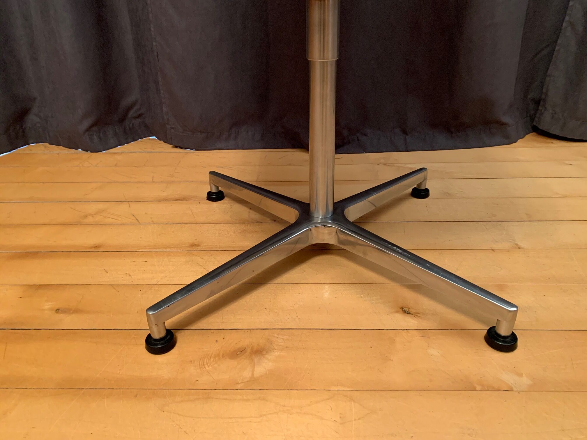 Eyes EJ 2-XU armchair, designed by Johannes Foersom & Peter Hiort-Lorenzen, Erik Jørgensen, Denmark.