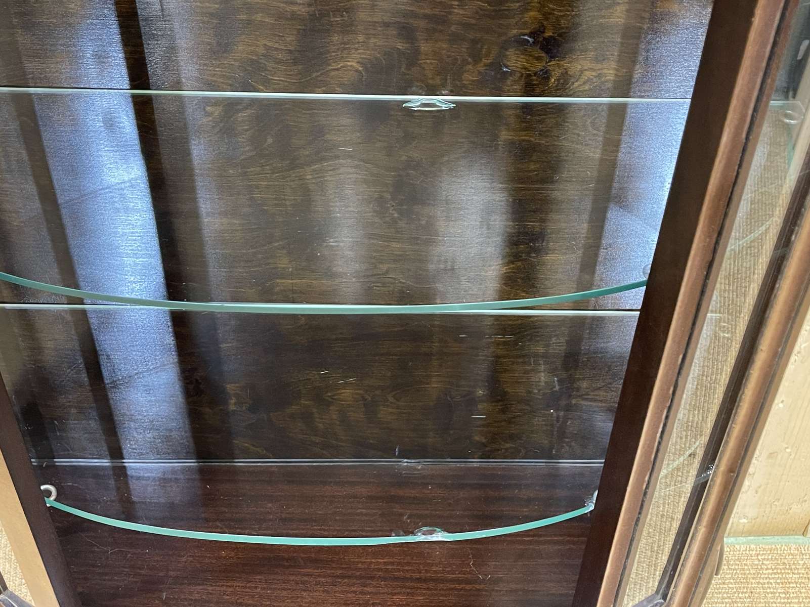 English mahogany showcase from the 1930s