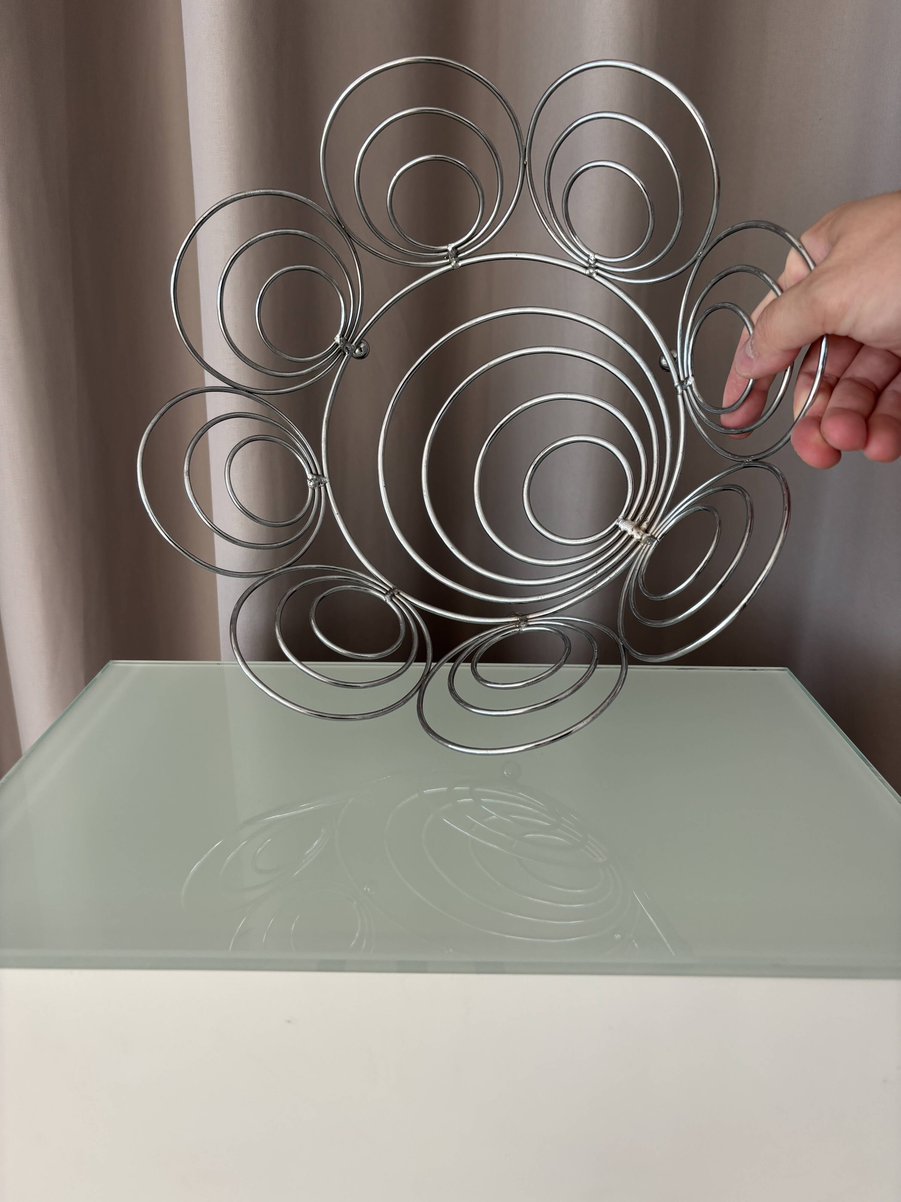 Vintage Y2K Chrome Spiral Fruit Basket – Space Age Wire Bowl
