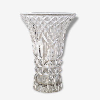 Crystal and cut glass vase