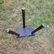 Tabouret tripode en bois massif vintage