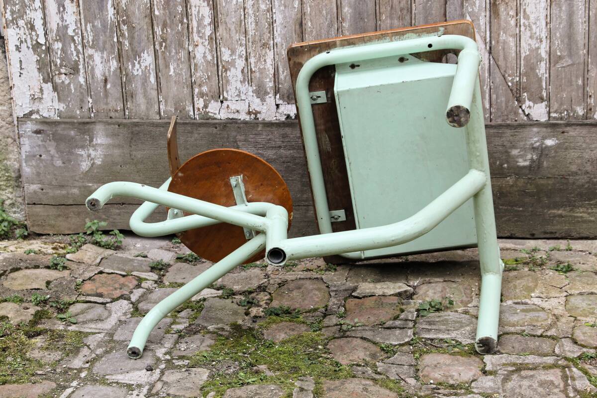 One-piece music stand, 1950s