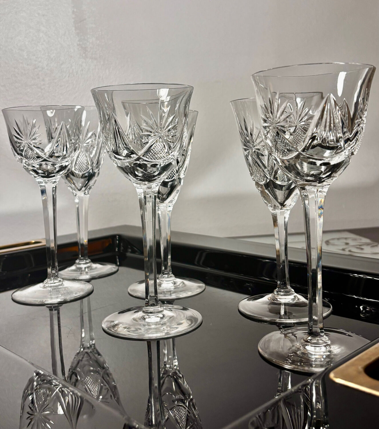 6 Crystal glasses probable production Saint Louis gold VSL