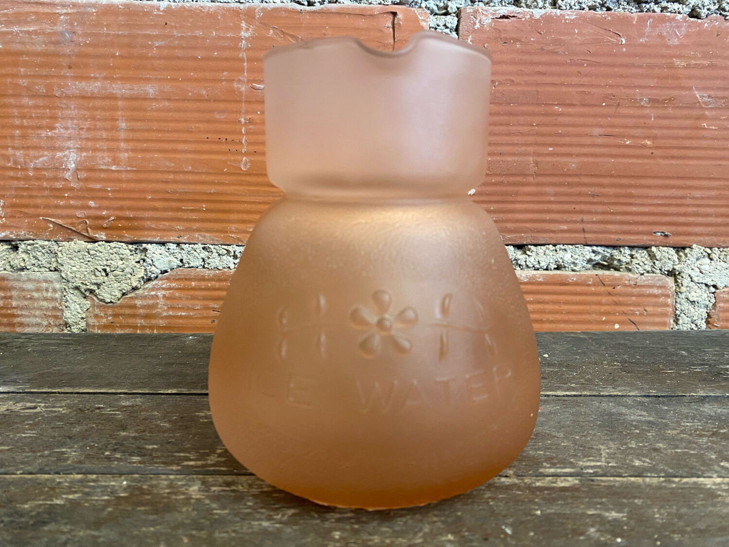 Pichet Carafe Eau De Nuit Verre Moulé Rose Vintage #D775
