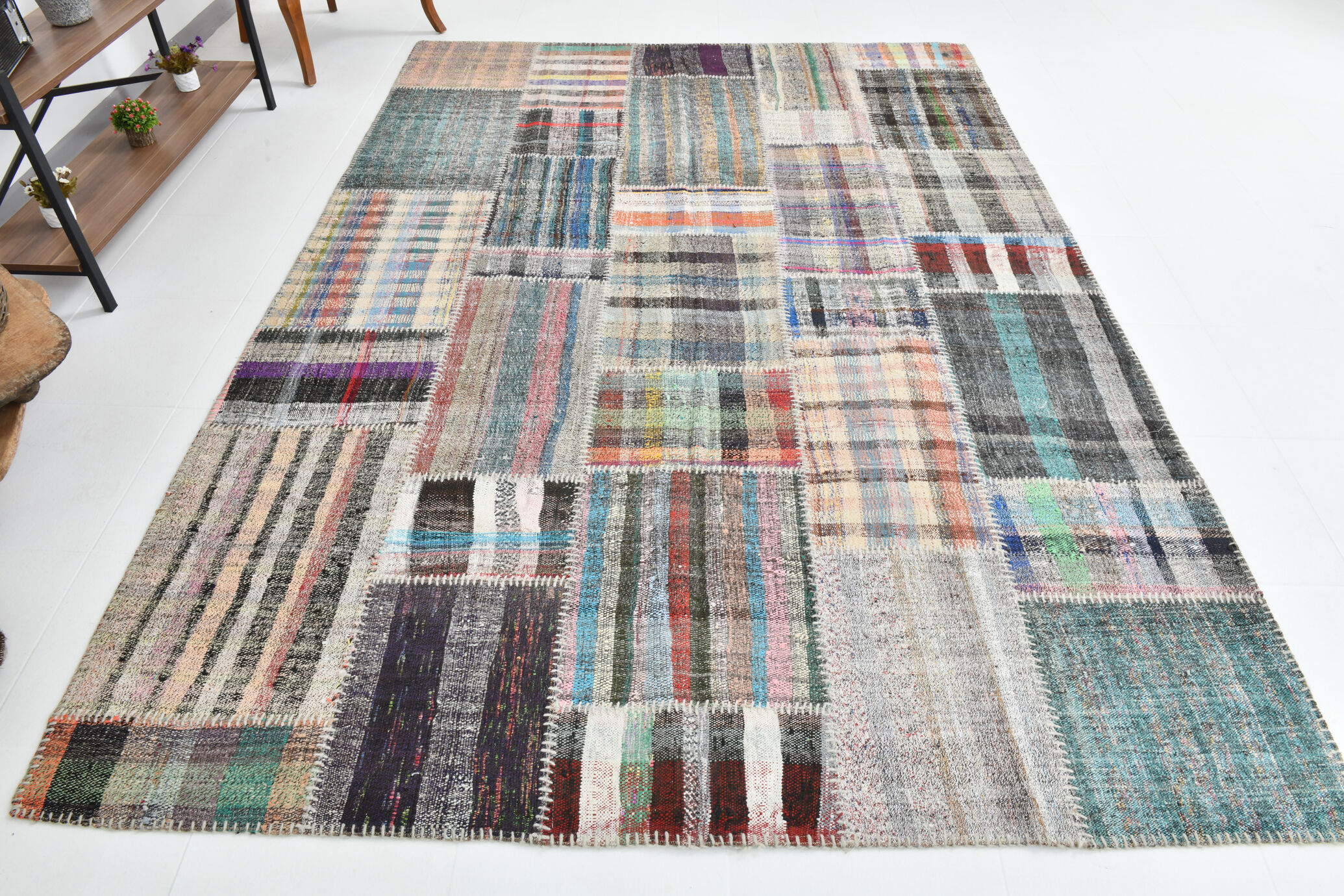 Flatweave ethnic kilim rug 212x302