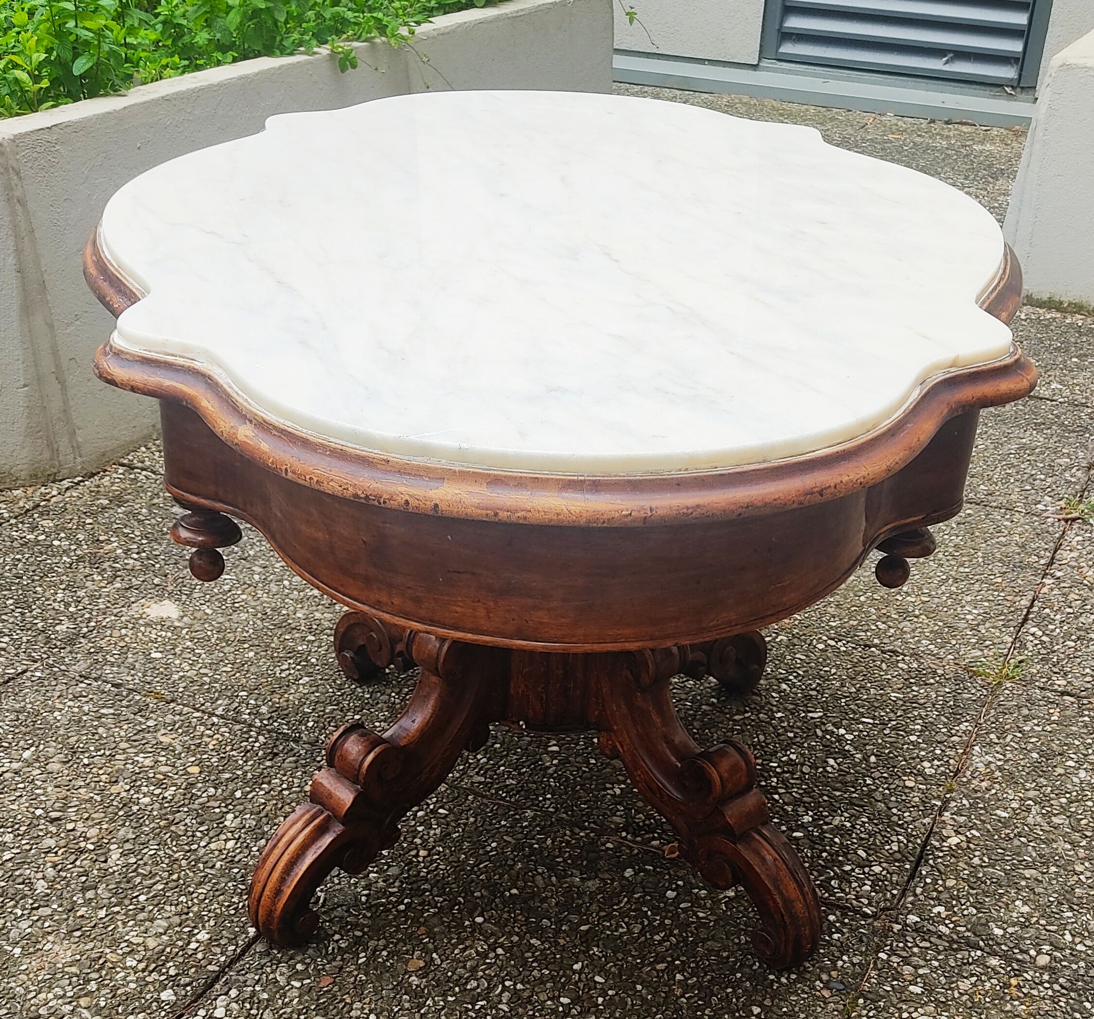 Table violon style Napoléon III