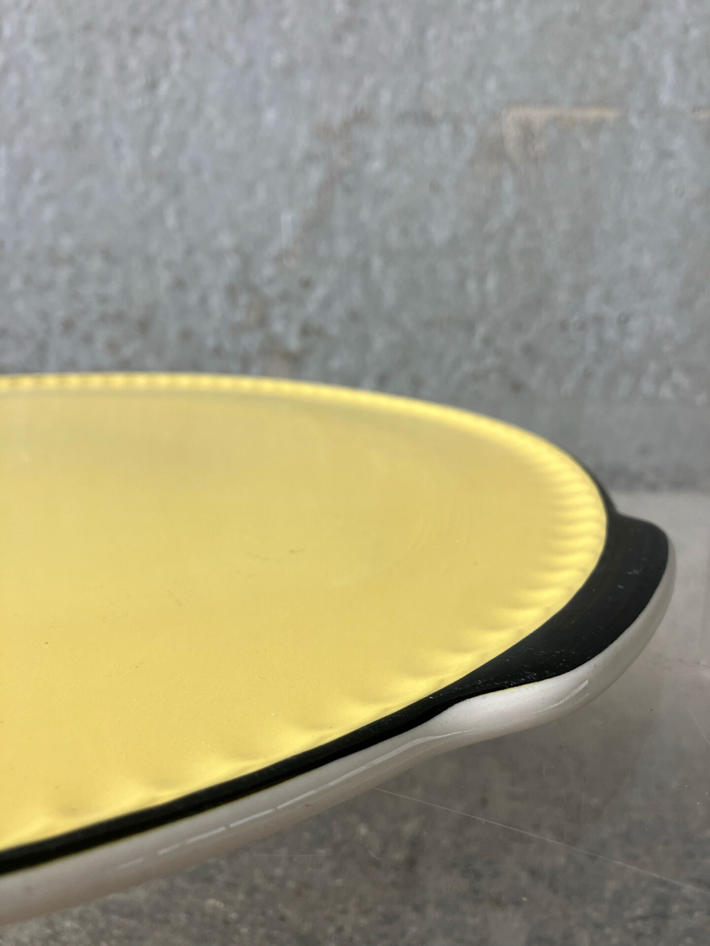 Serving dish Villeroy & Boch Yellow and black 1950s