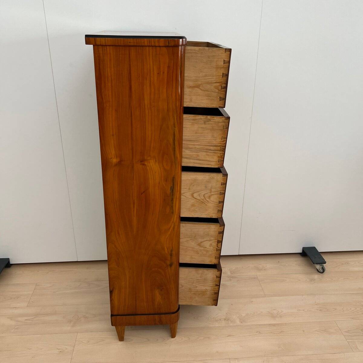 Biedermeier Five-Drawer Chiffonier in Cherry Veneer, South Germany, 1830s