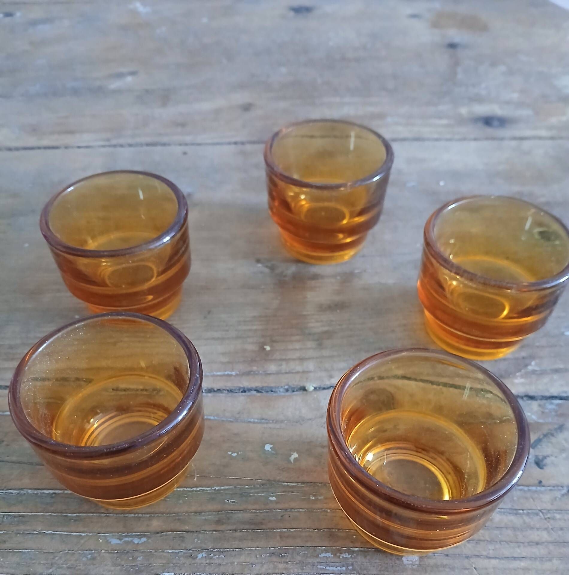 Set of 5 amber egg cups