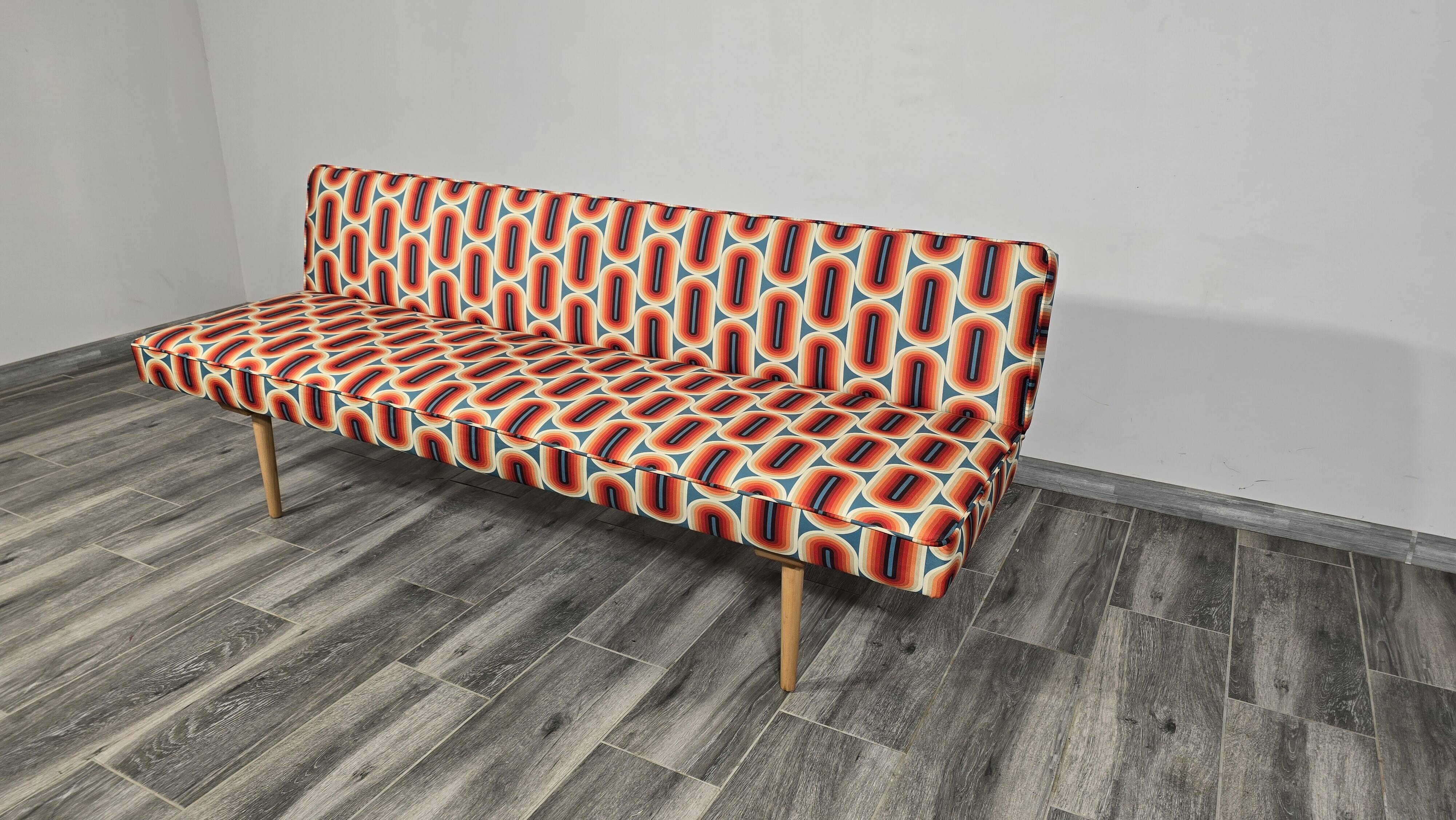 Czechoslovakian Sofa by Miroslav Navratil