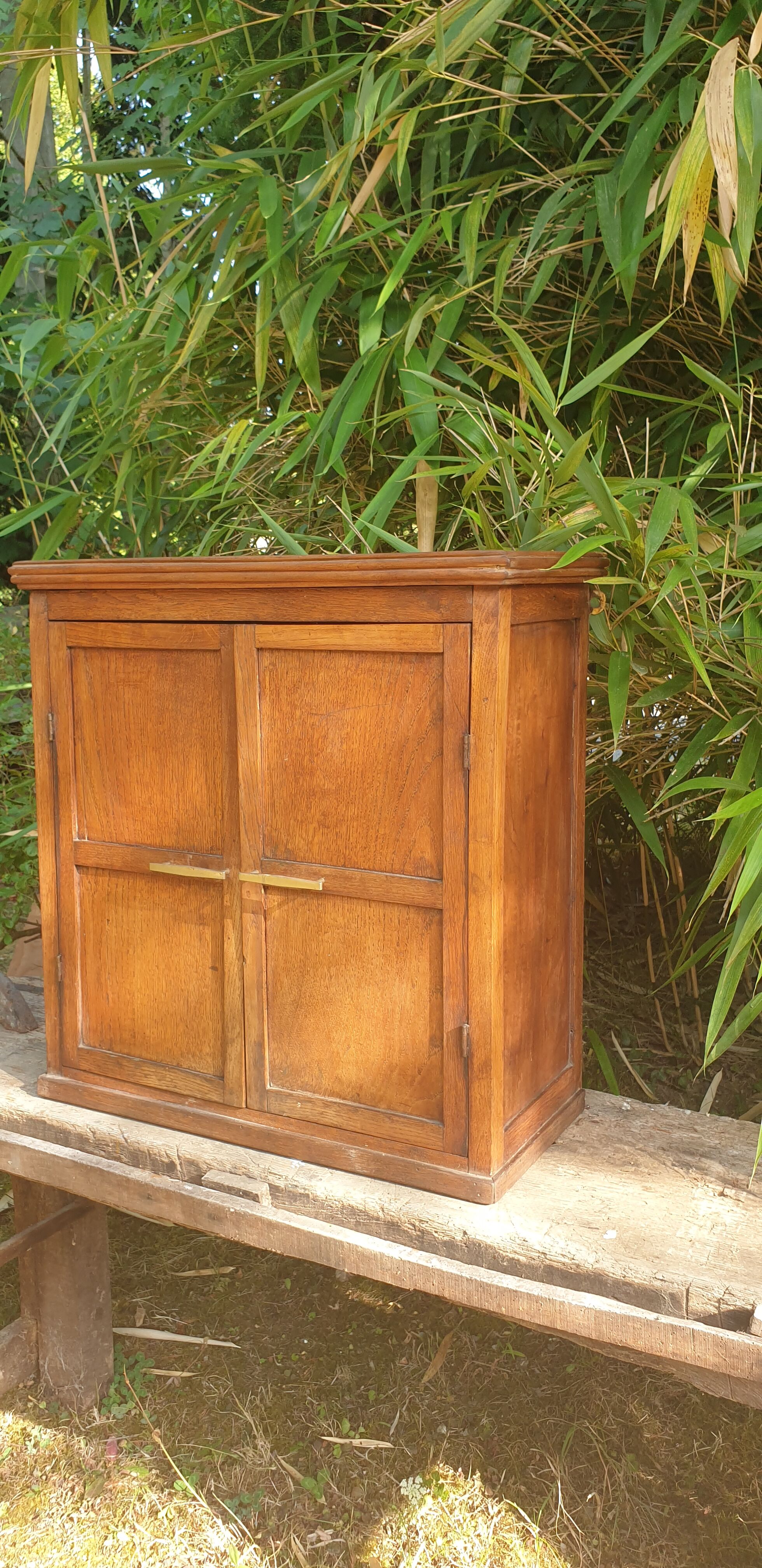 Oak wall cabinet