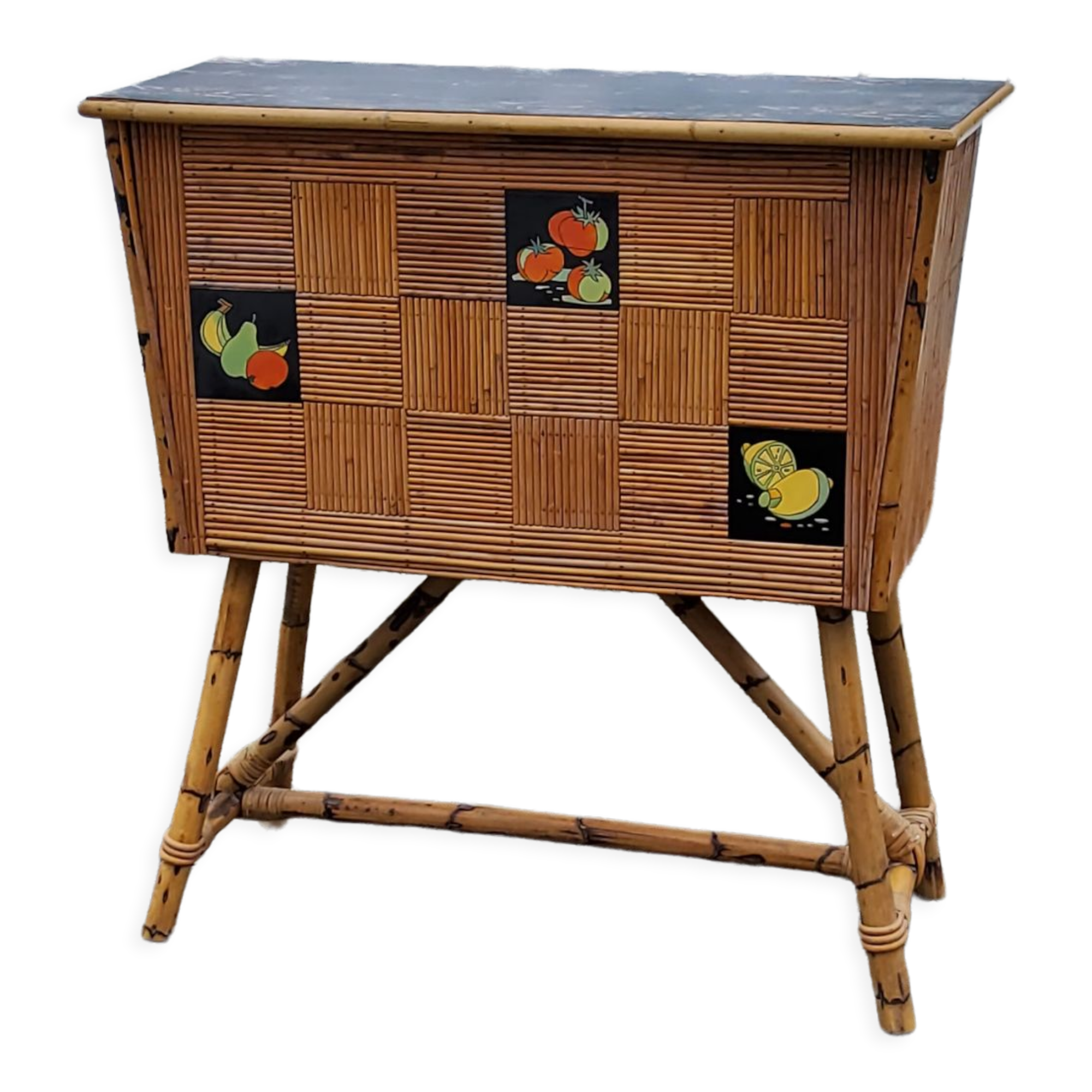 Bamboo bar rattan earthenware and formica 70s