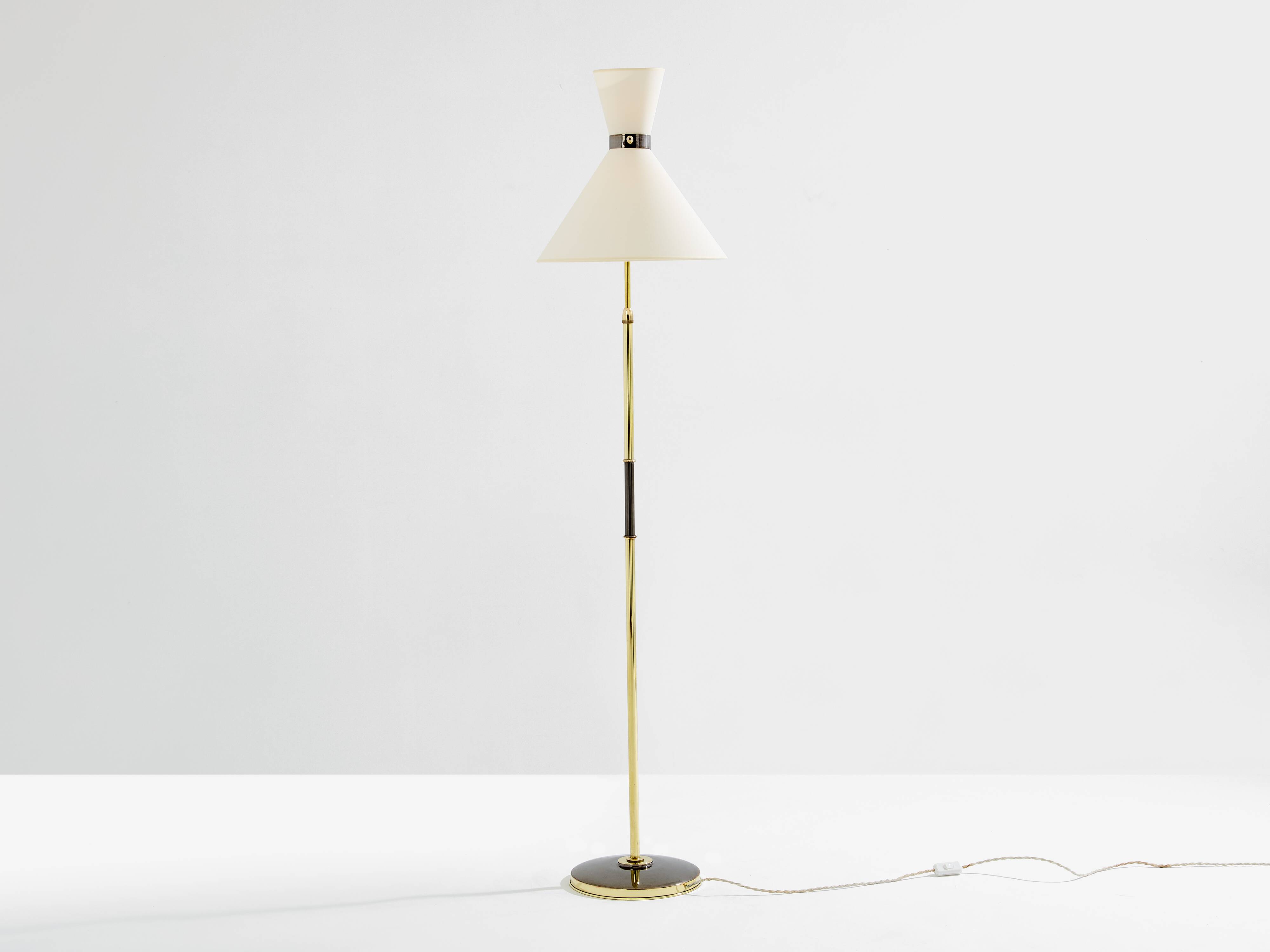 Maison Lunel lampadaire diabolo laiton canon de fusil vers 1950