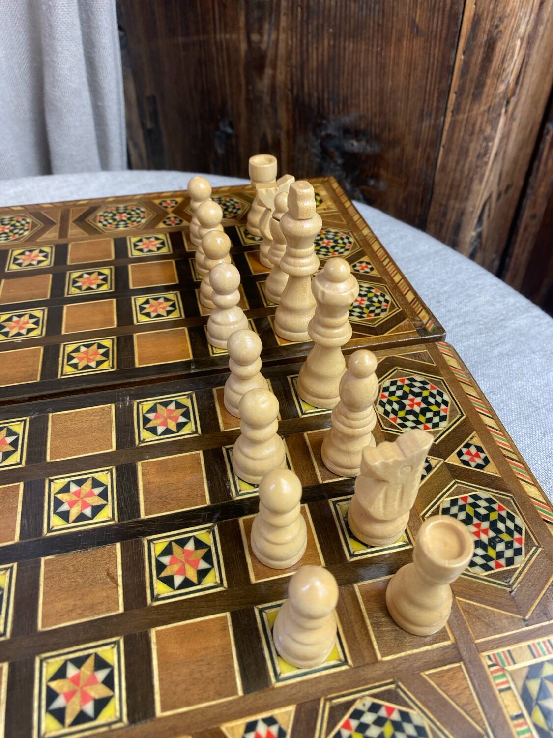 Jeu d’échec et de backgammon, coffret en marqueterie