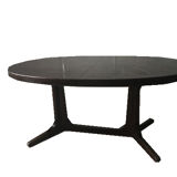 Oval table