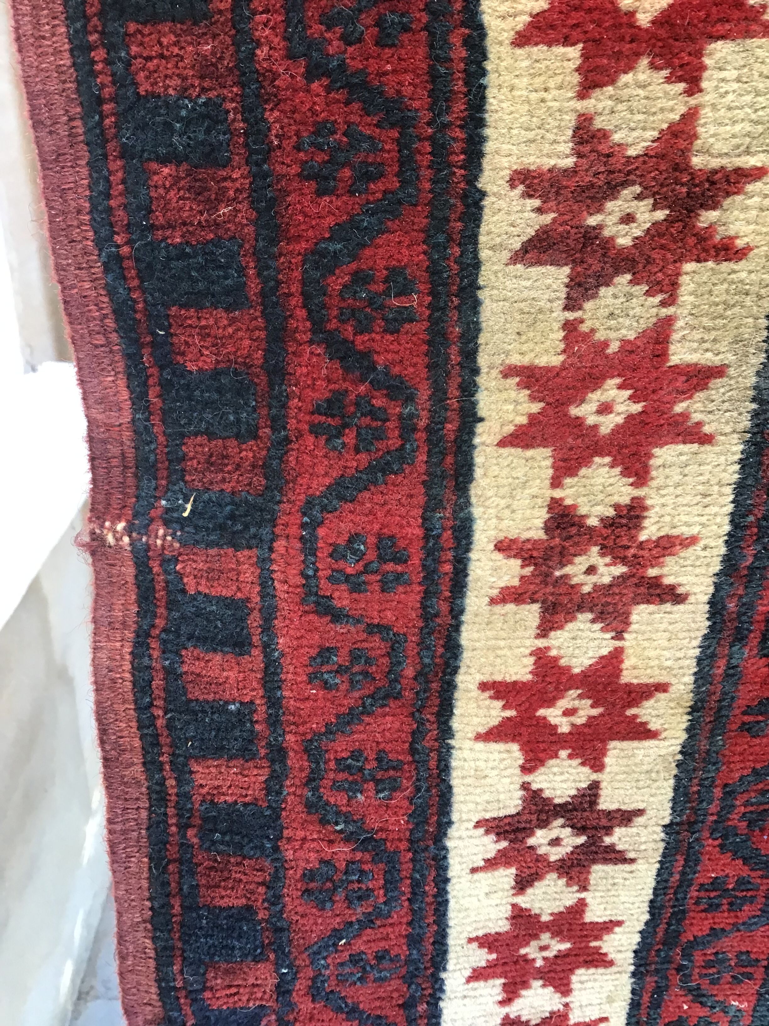 Persian carpet 184x110