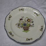 Service at Dessert Saint-Amand Vieux Delft