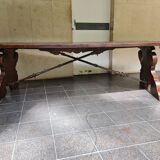Farm table