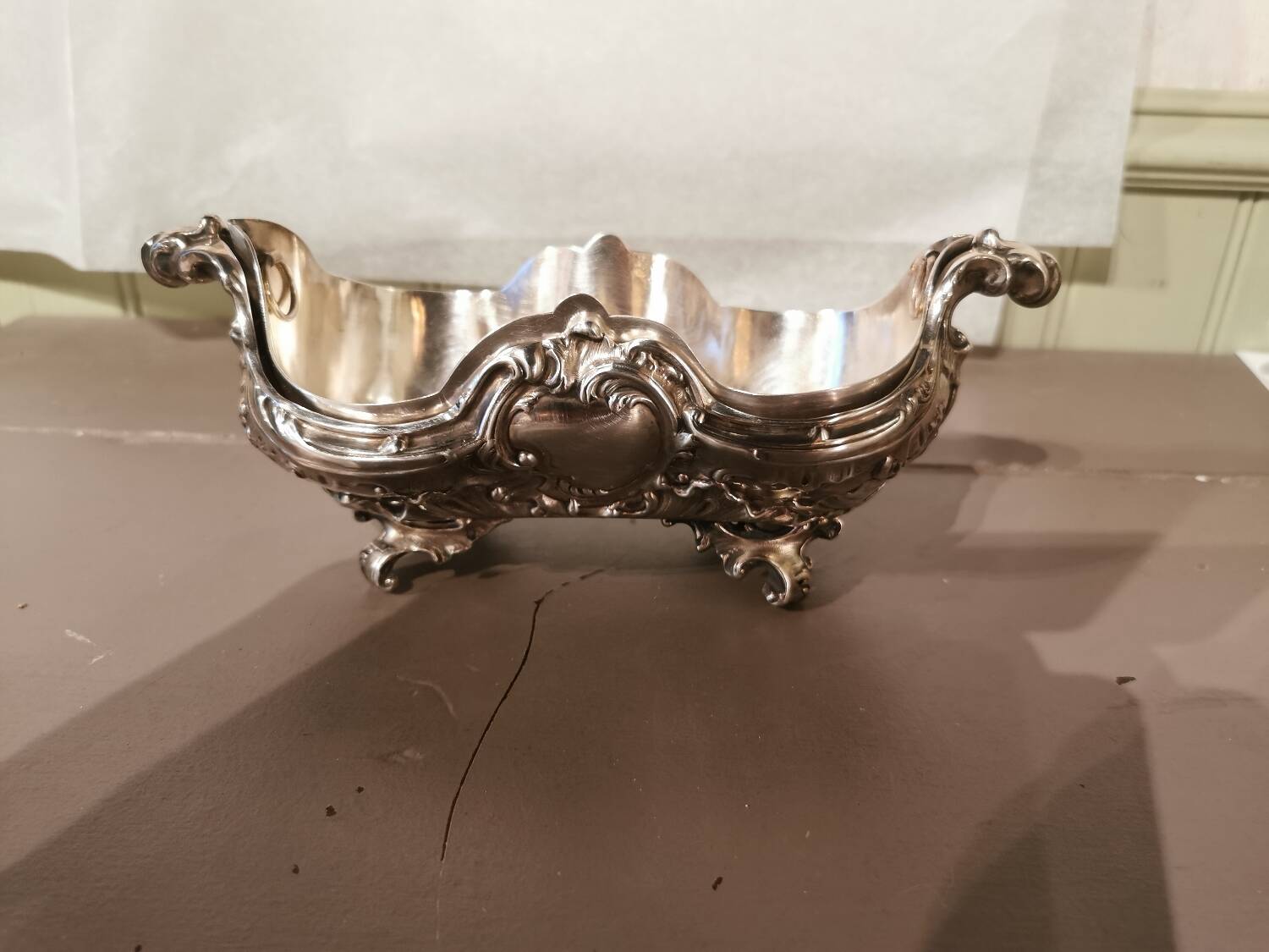 Centre de table en bronze argenté signé Martin
