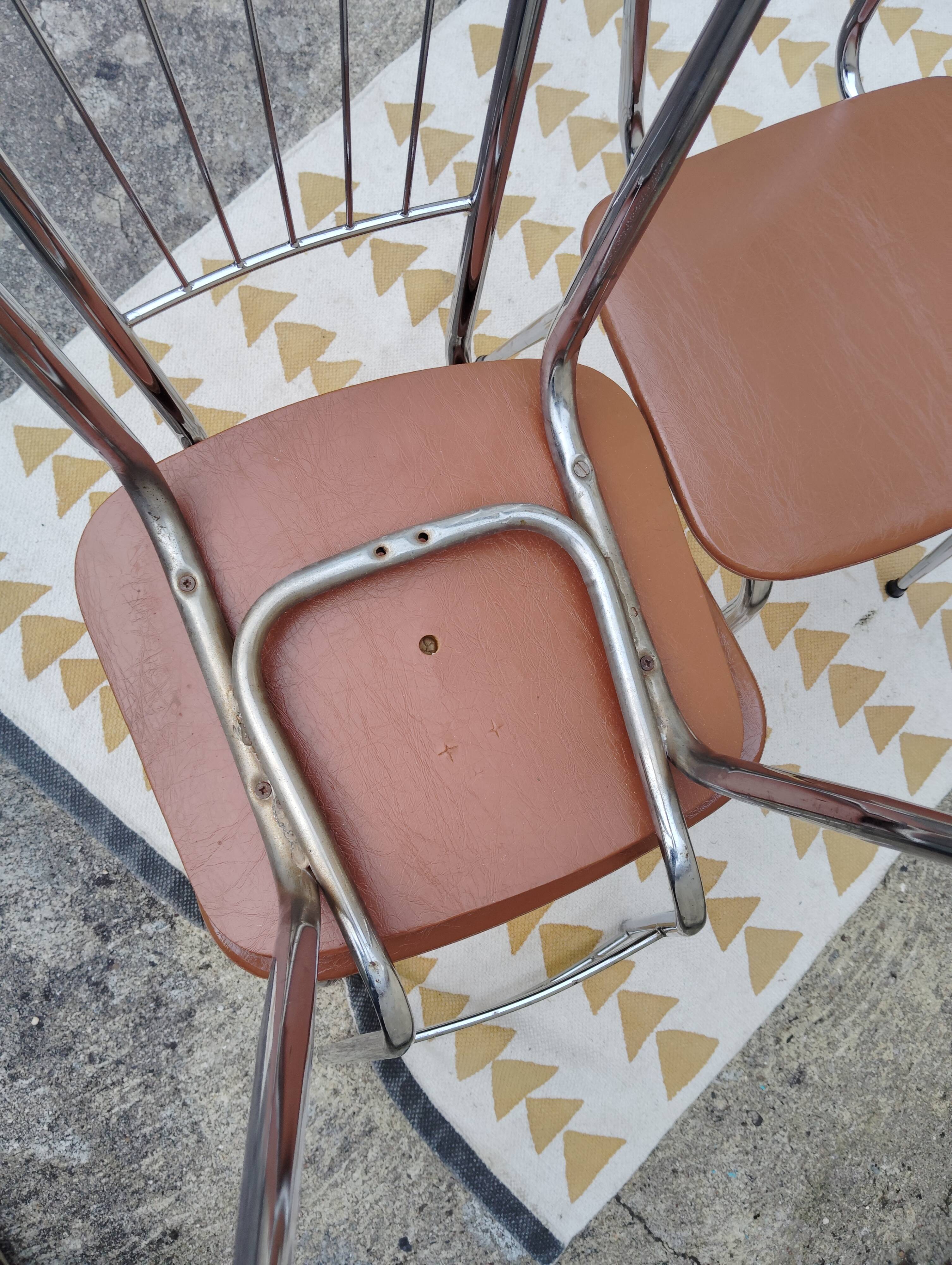 Set 4 chaises vintage scandinave chrome et simili