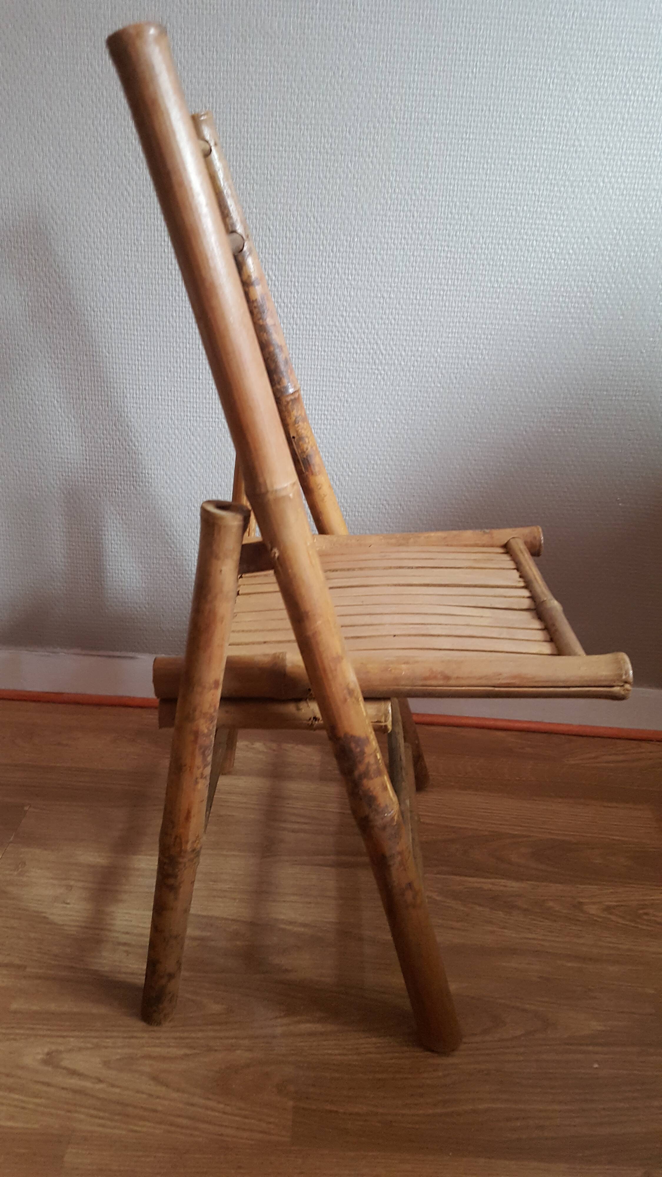 Chaise pliante en bambou