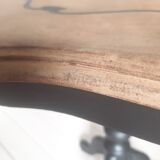 Turntable pedestal table