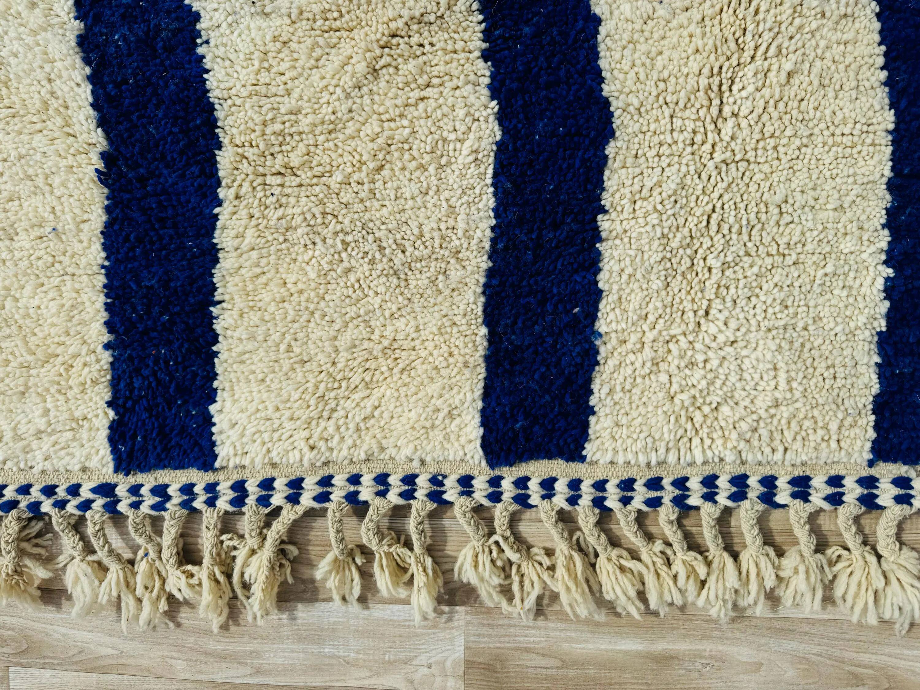 Handmade Moroccan rug 2.5 x 1.5 m