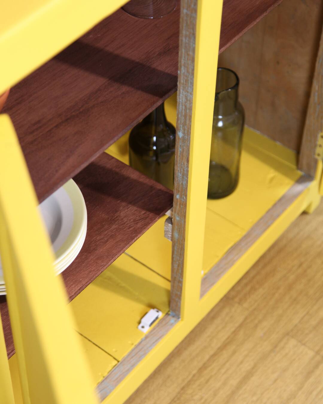 Vintage storage unit