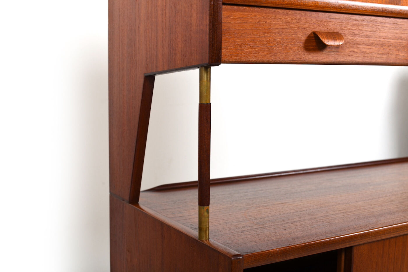Fine Danish Top Cabinet / Sideboard in Teak 1950s