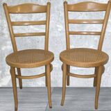 Suite de 2 chaises de bistrot en bois courbé Baumann