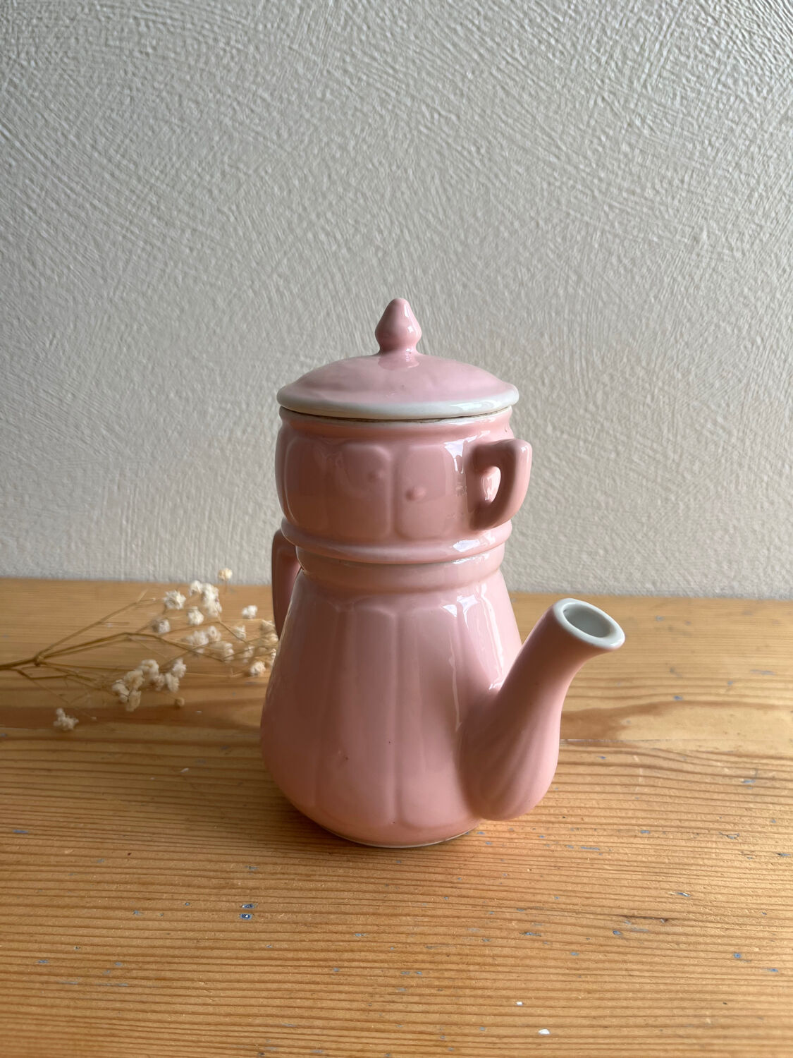 Old pink earthenware coffee pot Esprit Digoin Sarreguemines