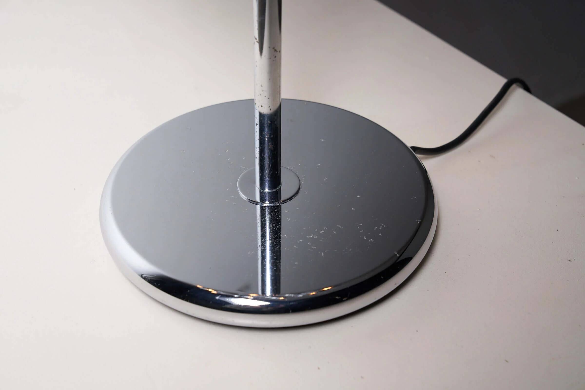 Lampe de table Spoutnik de l'ère spatiale