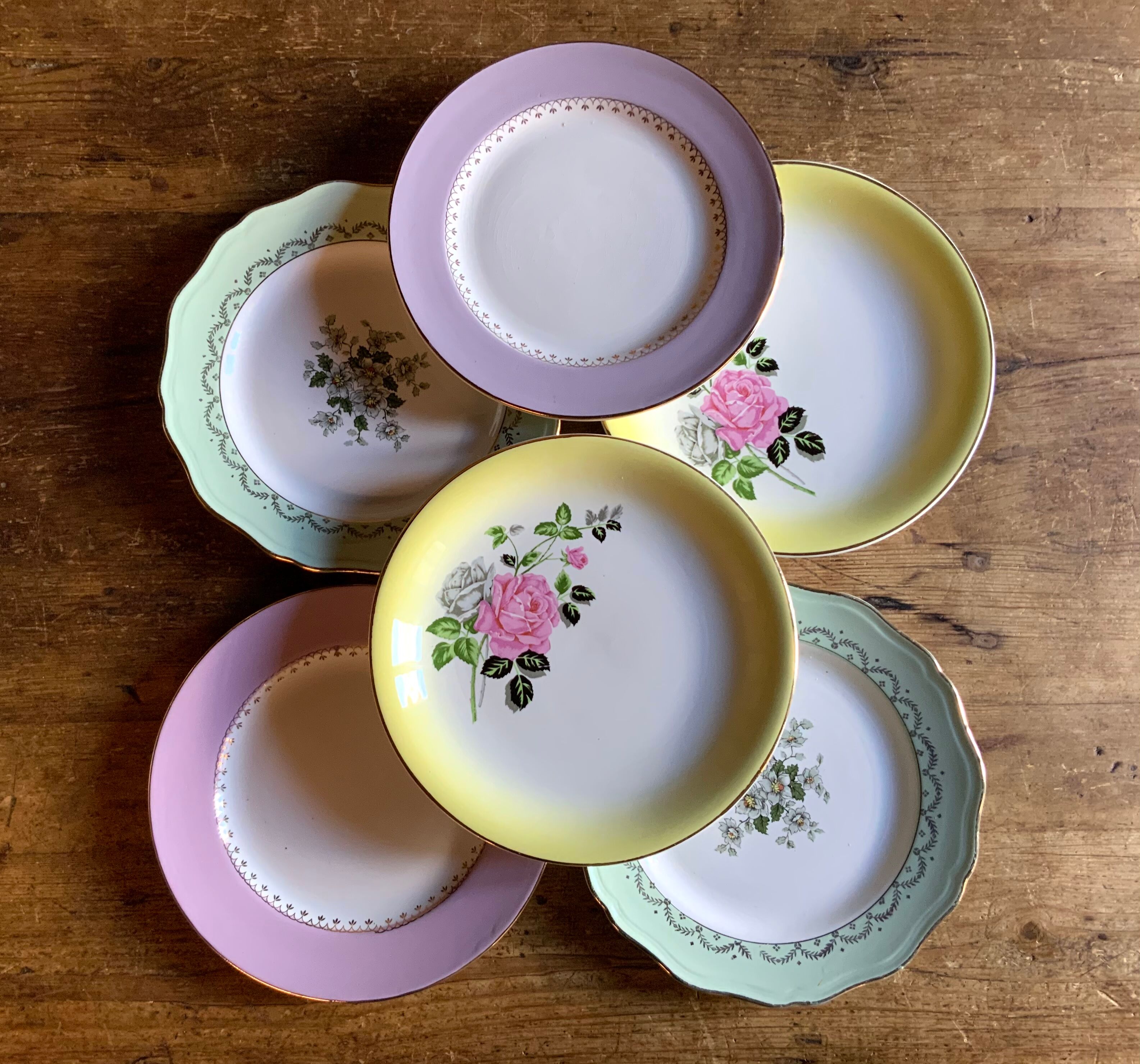 6 vintage flat plates