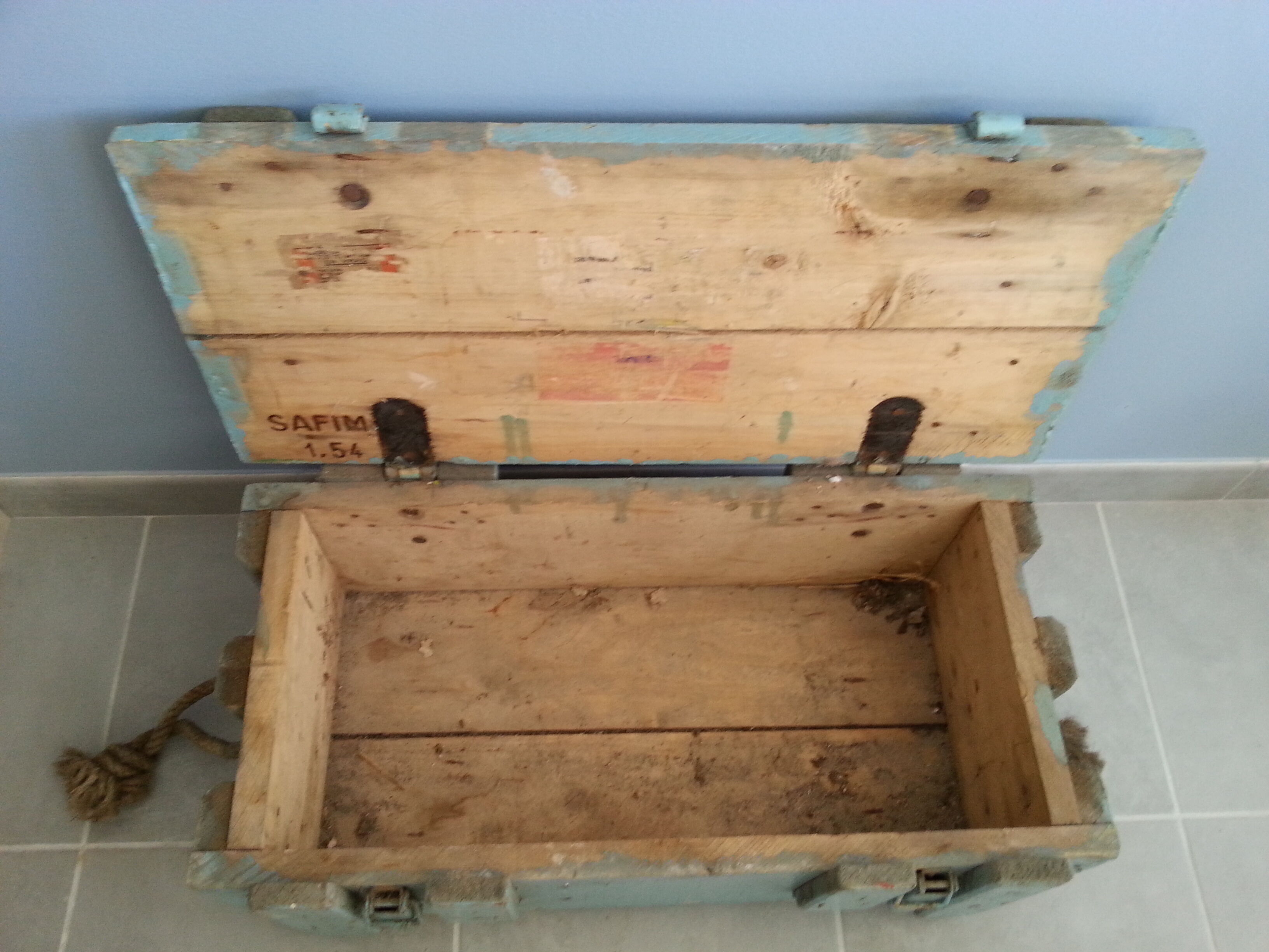 Caisse militaire vintage industriel