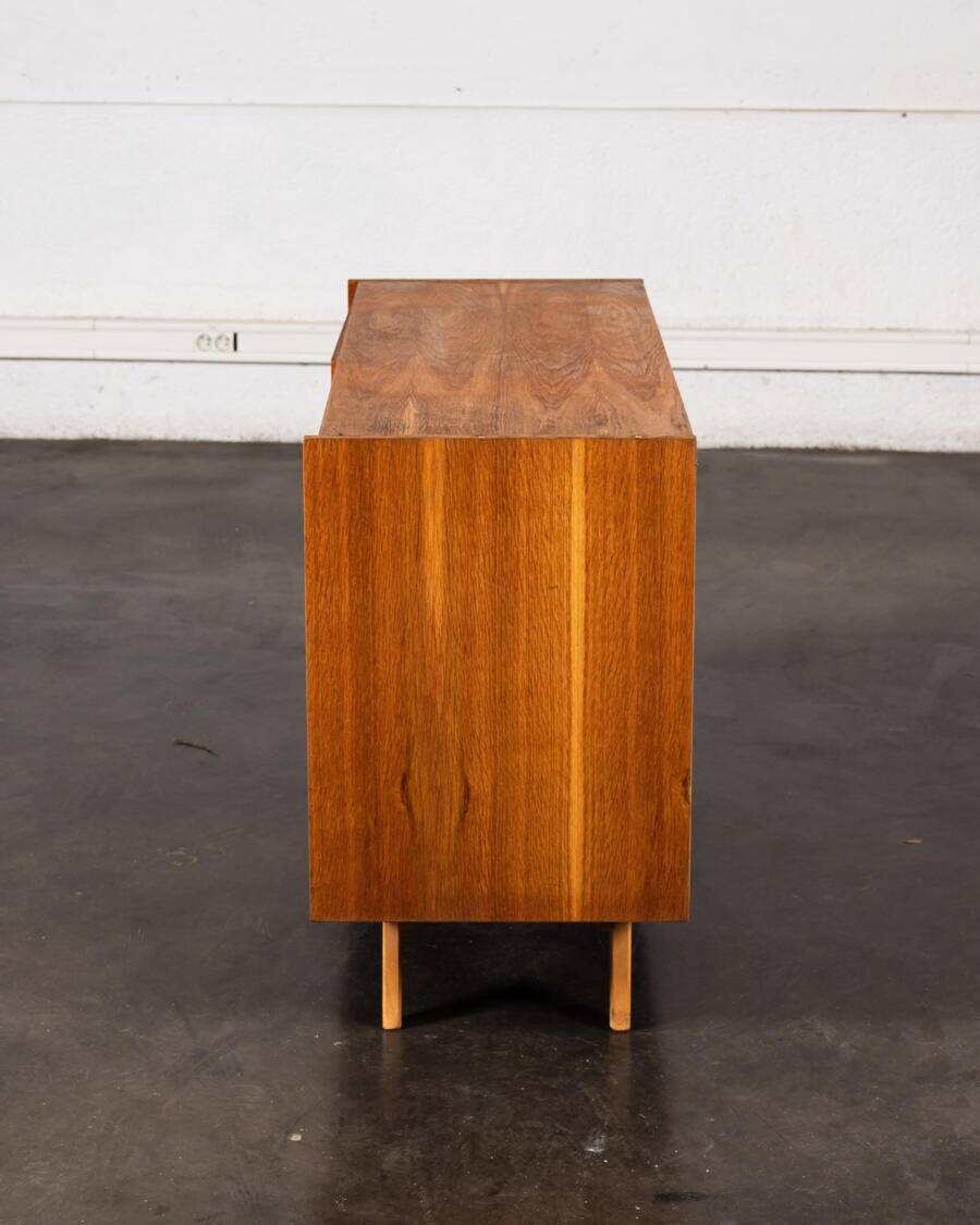 Buffet Jiri Jiroutek all wood