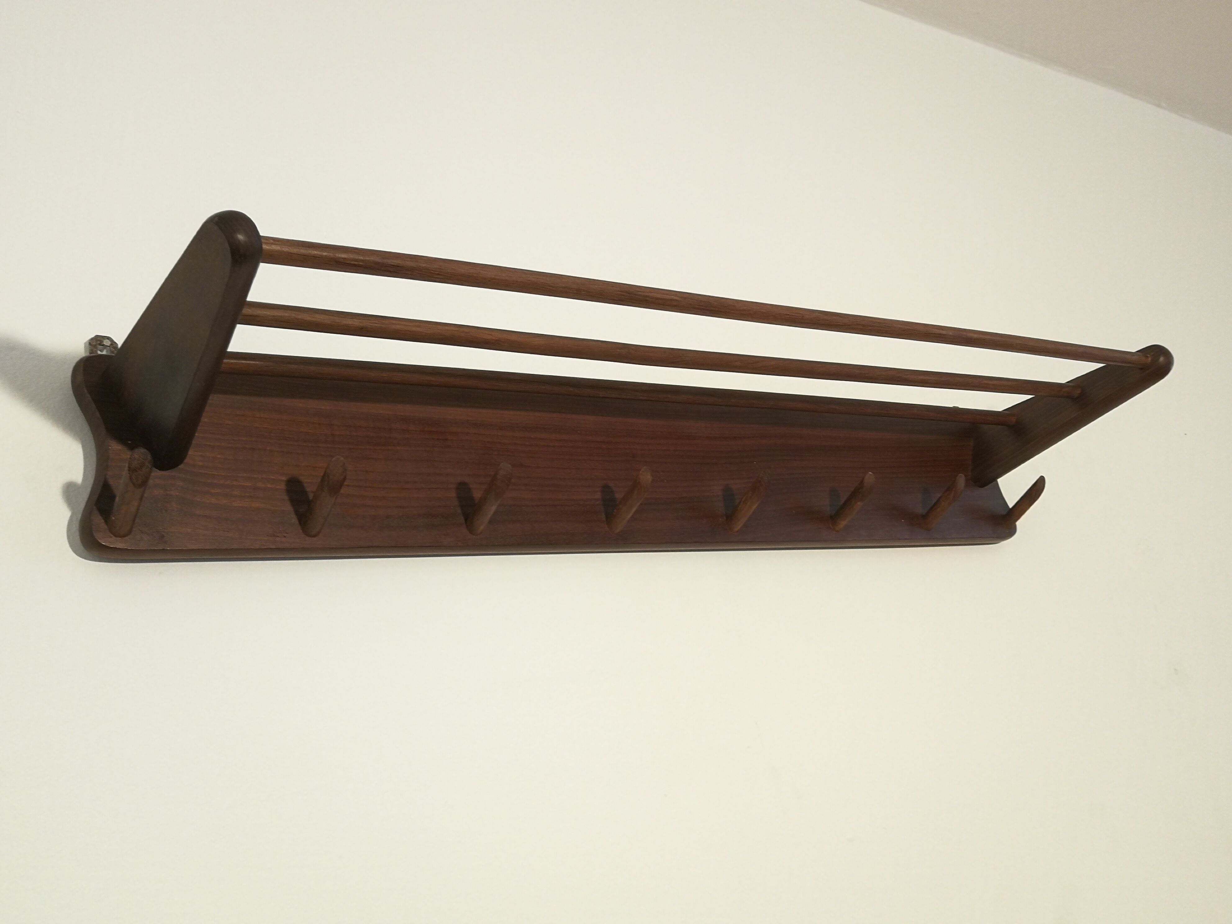 Wall coat holder