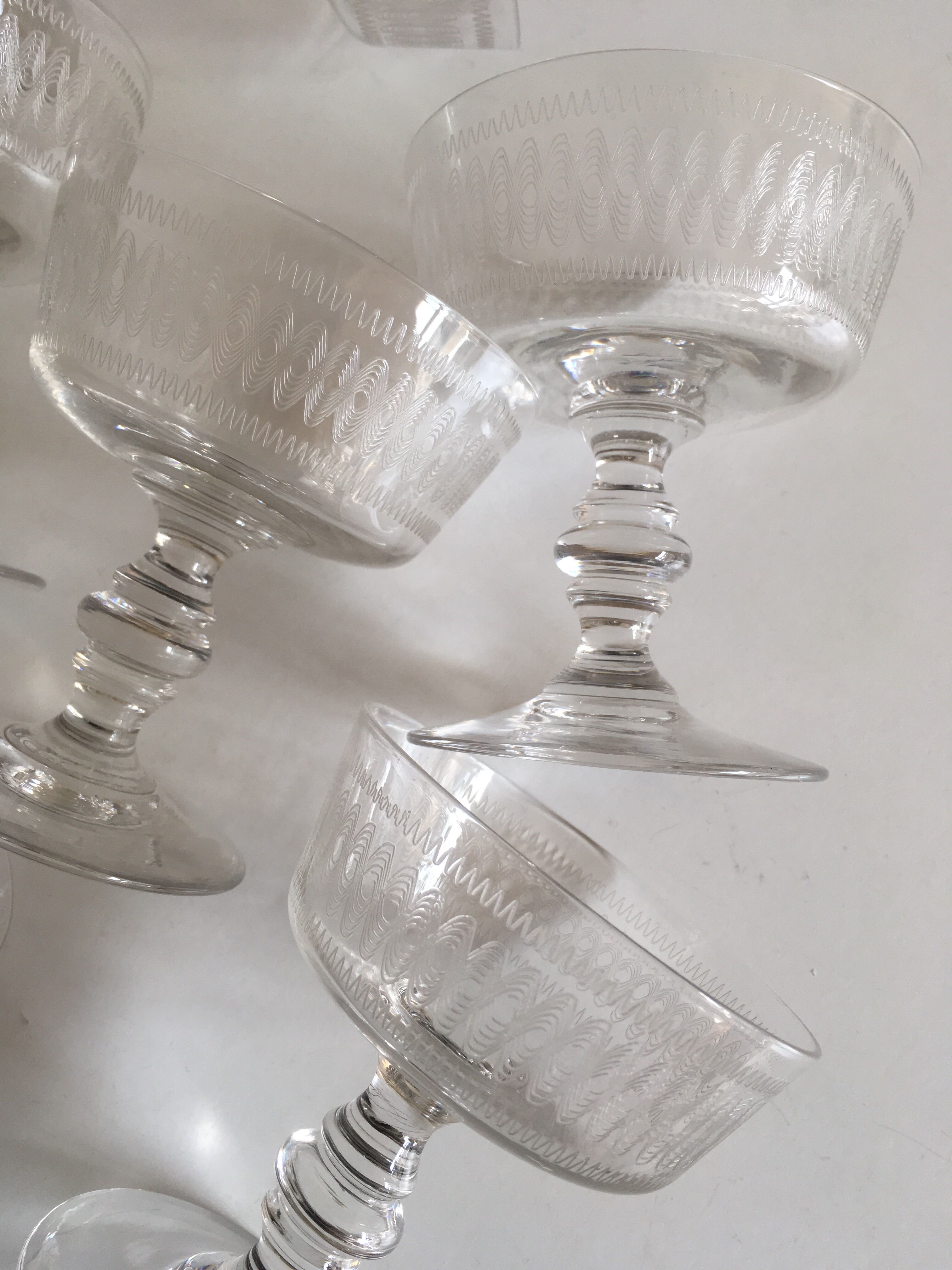 Set de 6 coupes à champagne en cristal sonnant années 20s