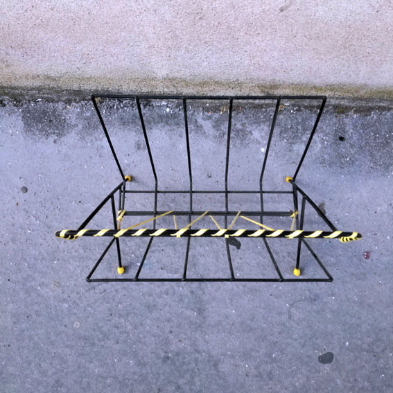 Magazine rack black and yellow lanyards