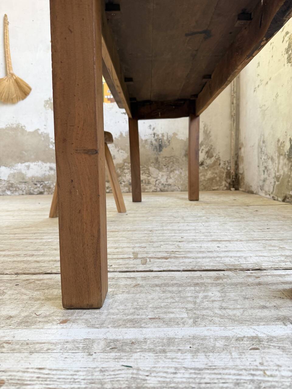 Walnut farmhouse table 2.10m from the 50s