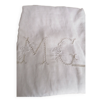 Old embroidered cloth