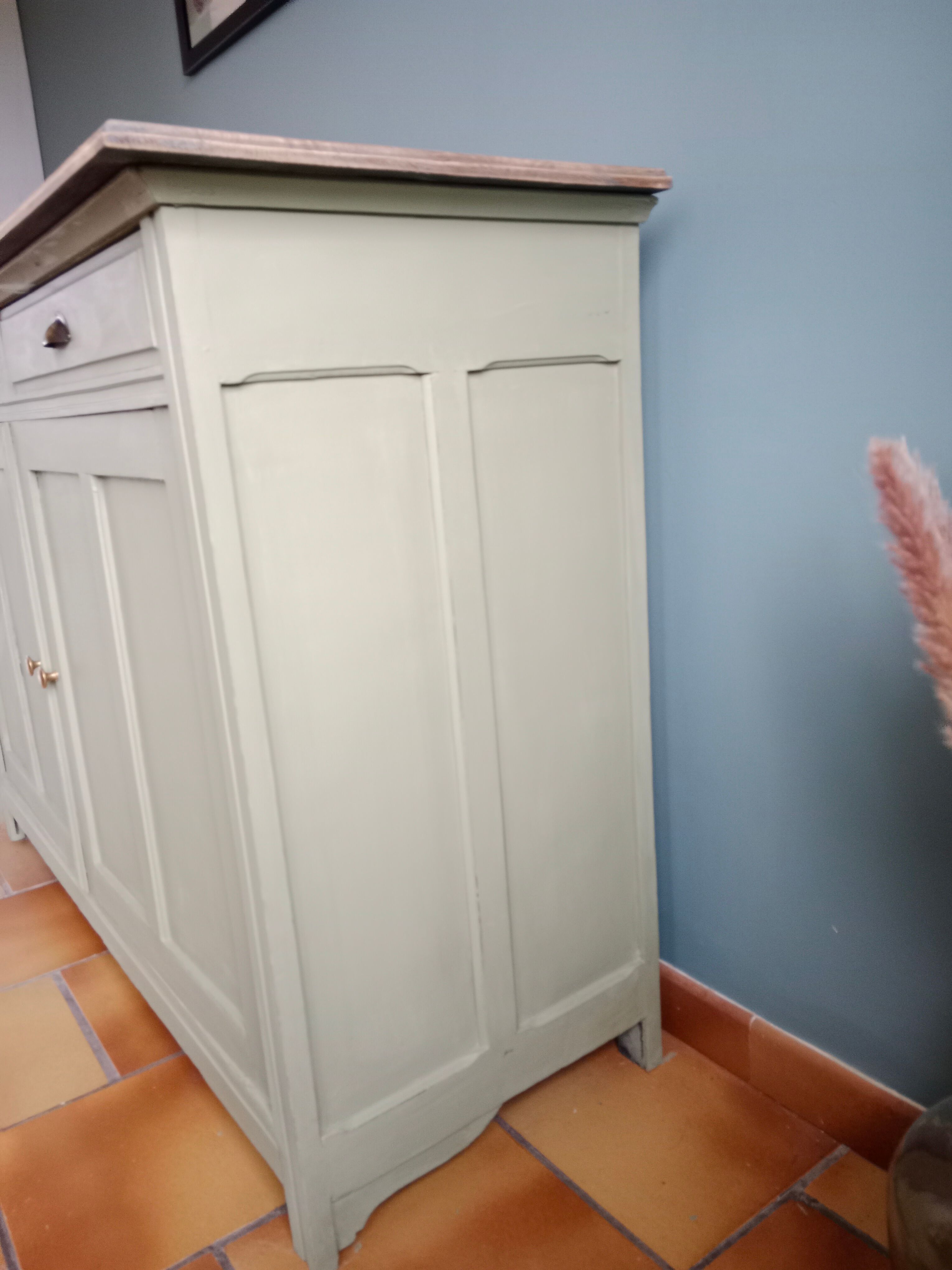 Parisian art deco khaki sideboard