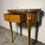 Kidney table transition style, side cabinet small chest of drawers.