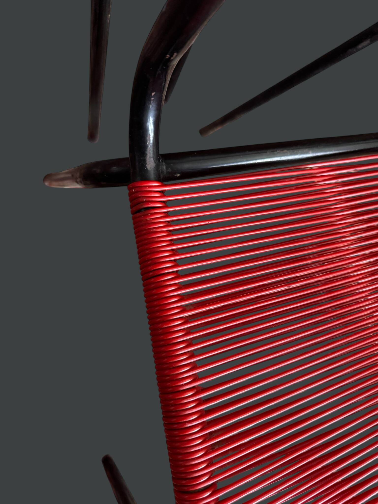 Set de 4 chaises Spaghetti rouges – Design italien 70s – style Belotti