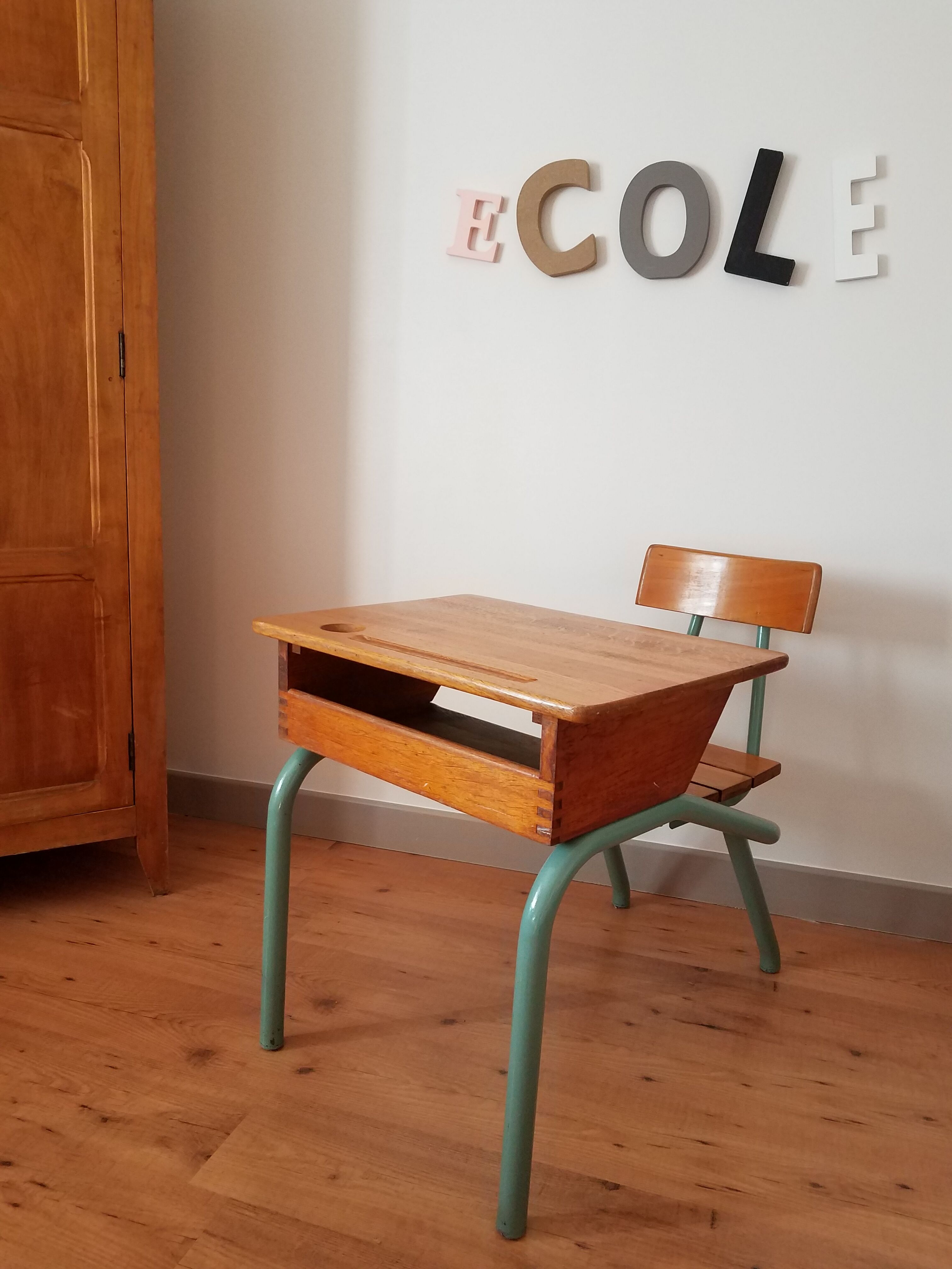 Vintage schoolboy office