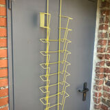 Bookseller's mercantile display